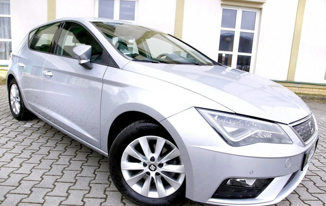 Seat Leon cena 74999 przebieg: 16000, rok produkcji 2019 z Przedecz małe 596